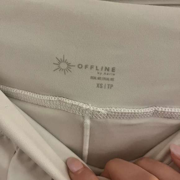 Aeri white pleated skirt | size XS - Picture 2 of 3